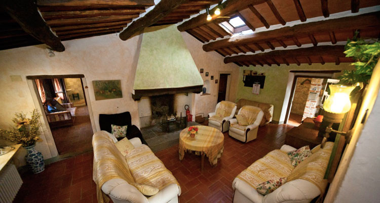 casa pineta farmhouse castellina in chianti